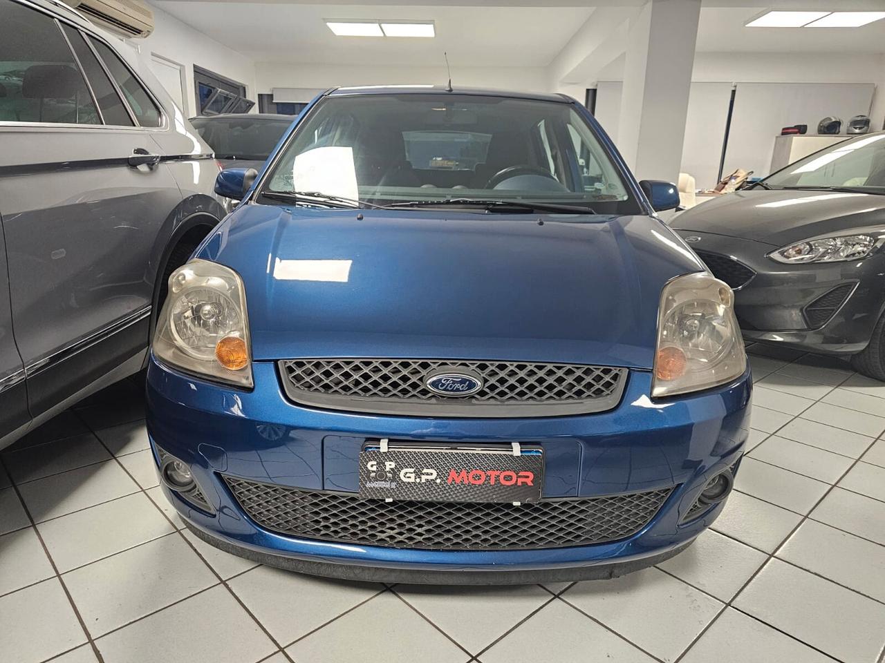 Ford Fiesta 1.2 16V 5p. Ghia