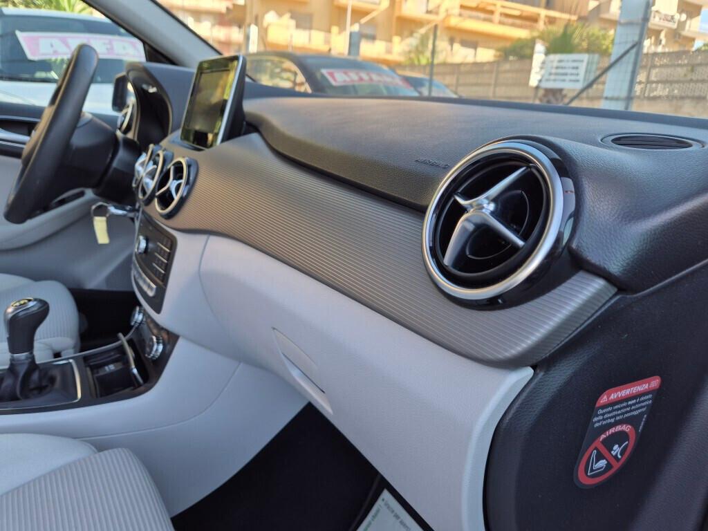 Mercedes B 180 d Executive UNICO PROPRIETARIO