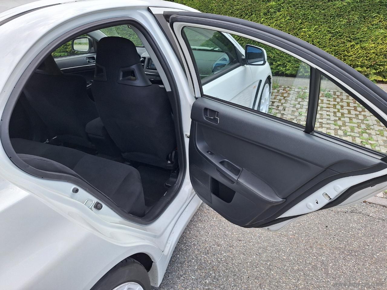 MITSUBISHI Lancer Evolution 2.0 T ITALIANA TAGLIANDI