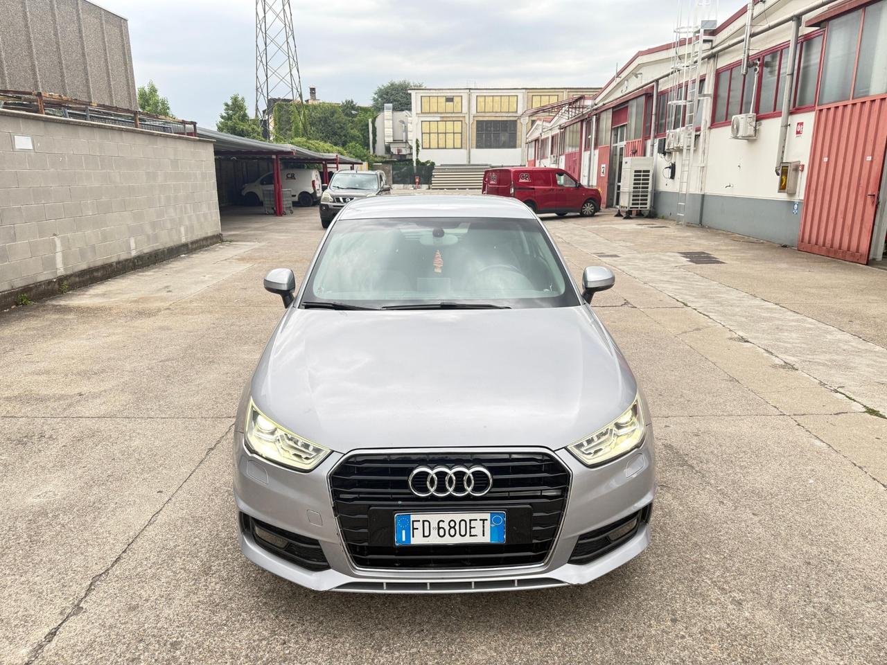 Audi A1 1.6 TDI 116 CV S tronic Design