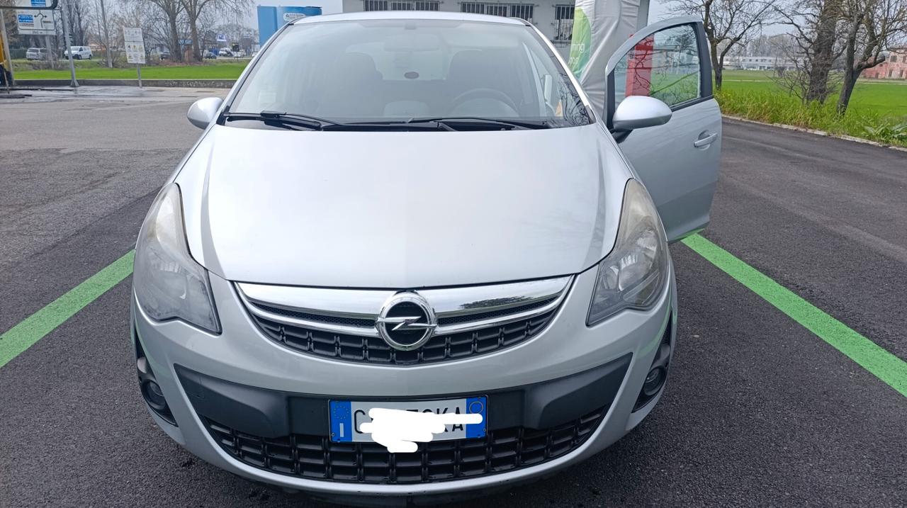 Opel Corsa 1.3 CDTI 75CV OK NEOPATENTATI