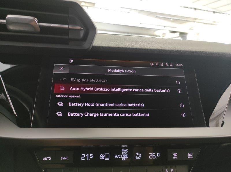 AUDI A3 4ª serie - A3 SPB 40 TFSI e S tronic Business
