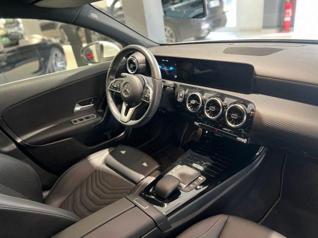 MERCEDES-BENZ A 180 A 180 d Automatic 4p. Business