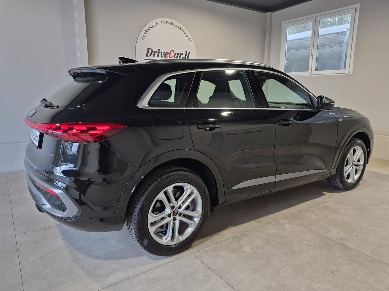 Audi Q5 2.0 TDI MHEV S LINE PLUS MATRIX DISPLAY PASSEGGERO