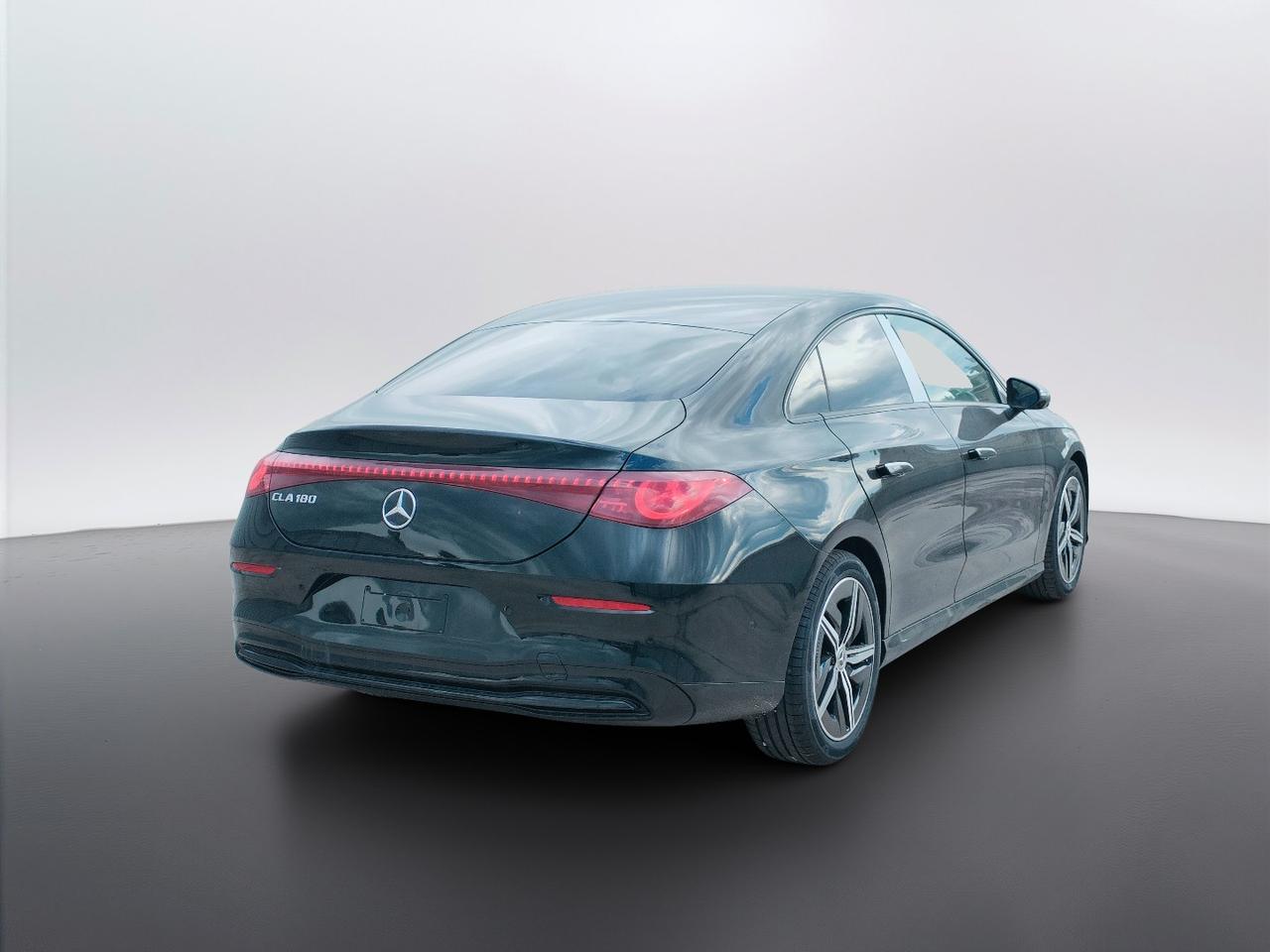 Mercedes-Benz CLA 180