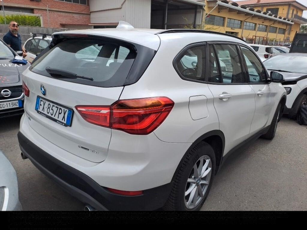 benzina in sebatoio- stock a catania - Bmw X1 sDrive18d Business