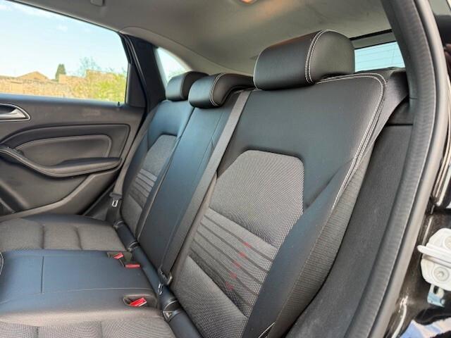 Mercedes-benz B 200 d Autom 4Matic Premium 2017