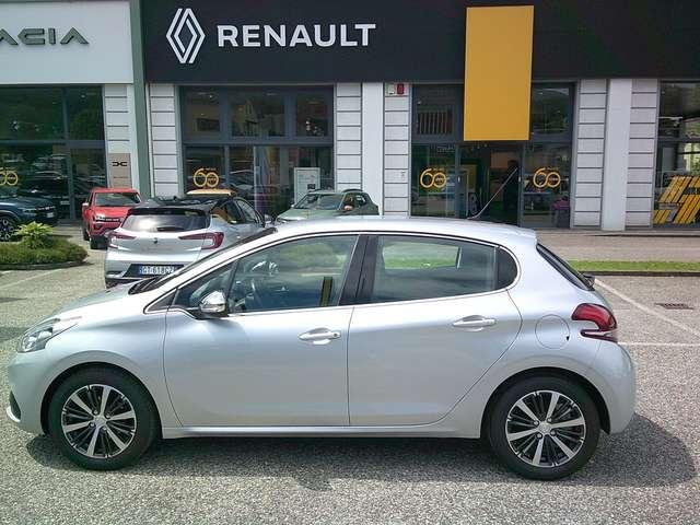 Peugeot 208 208 5p 1.2 puretech Allure 82cv