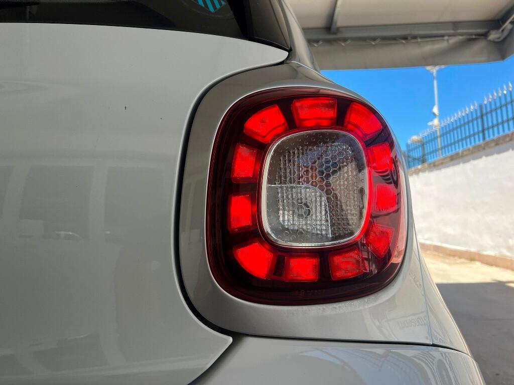 Smart Forfour 1.0 71 CV Passion - Bellissima!