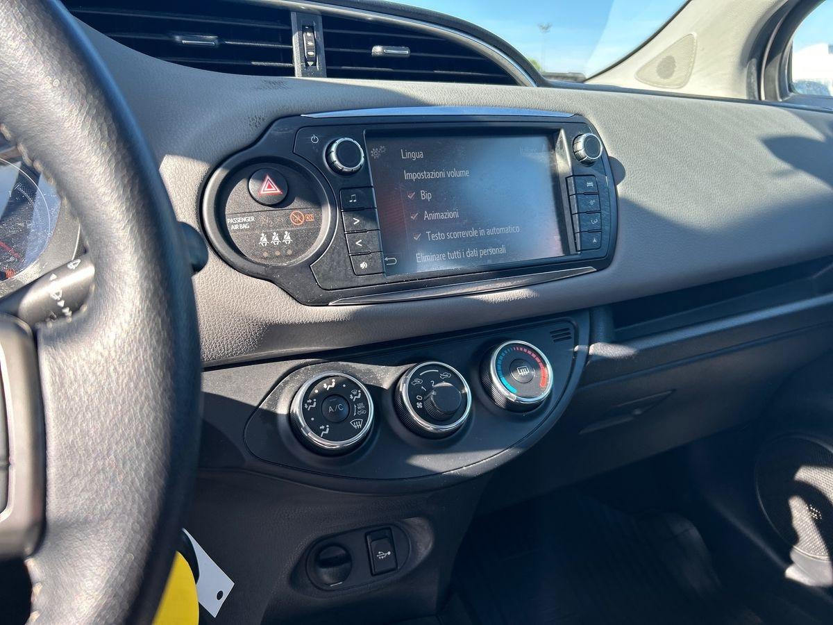 TOYOTA Yaris III 2015 - Yaris 5p 1.0 Active