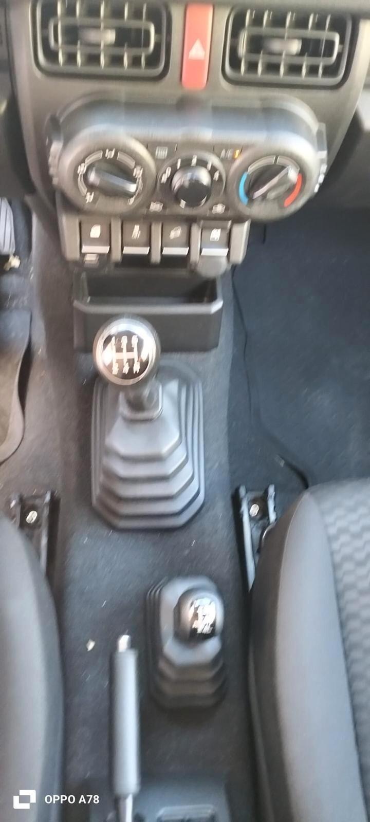 Suzuki Jimny 1.5 4AT Top