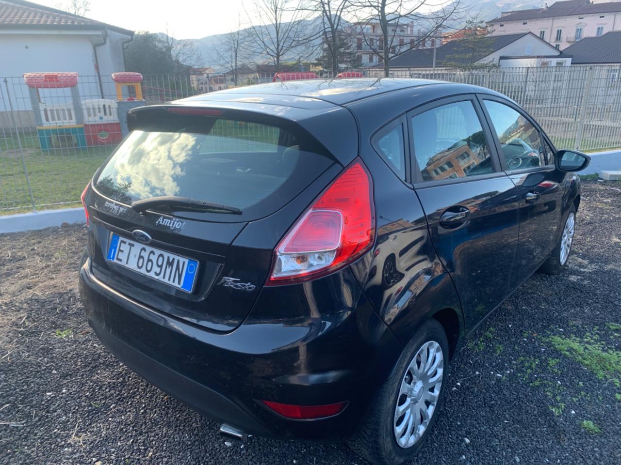 Ford Fiesta 1.0 80CV 5 porte Titanium