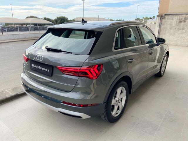 AUDI Q3 35 2.0 TDI S tronic Business Advanced COCKPIT