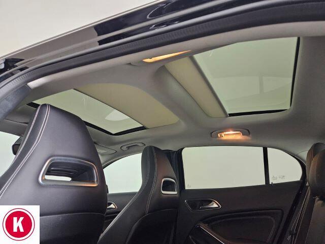 Mercedes-benz GLA 180 Premium Night Edition