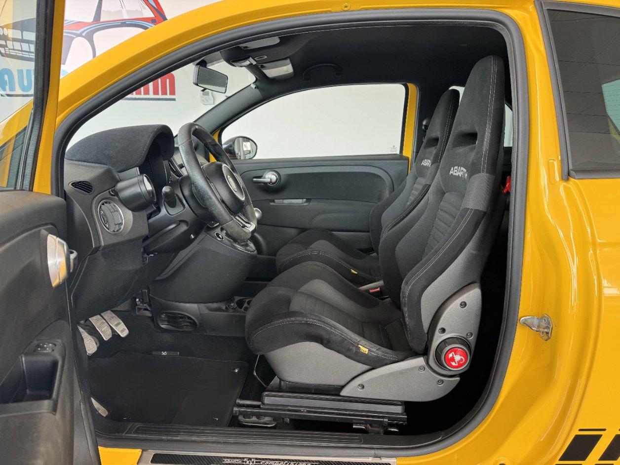 Abarth 595 1.4 t-jet Competizione 180cv SABELT