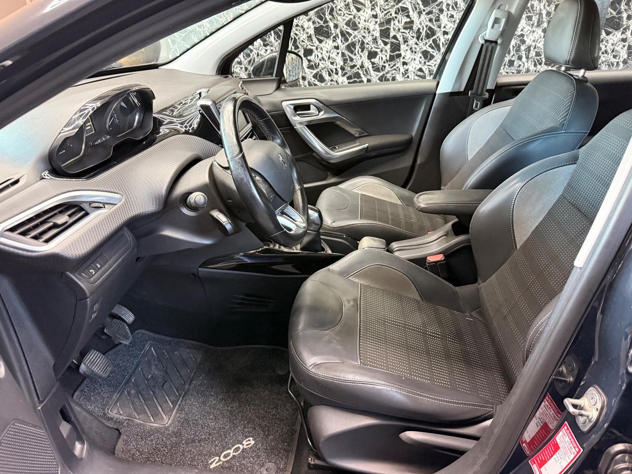 Peugeot 2008 PureTech 82 Allure