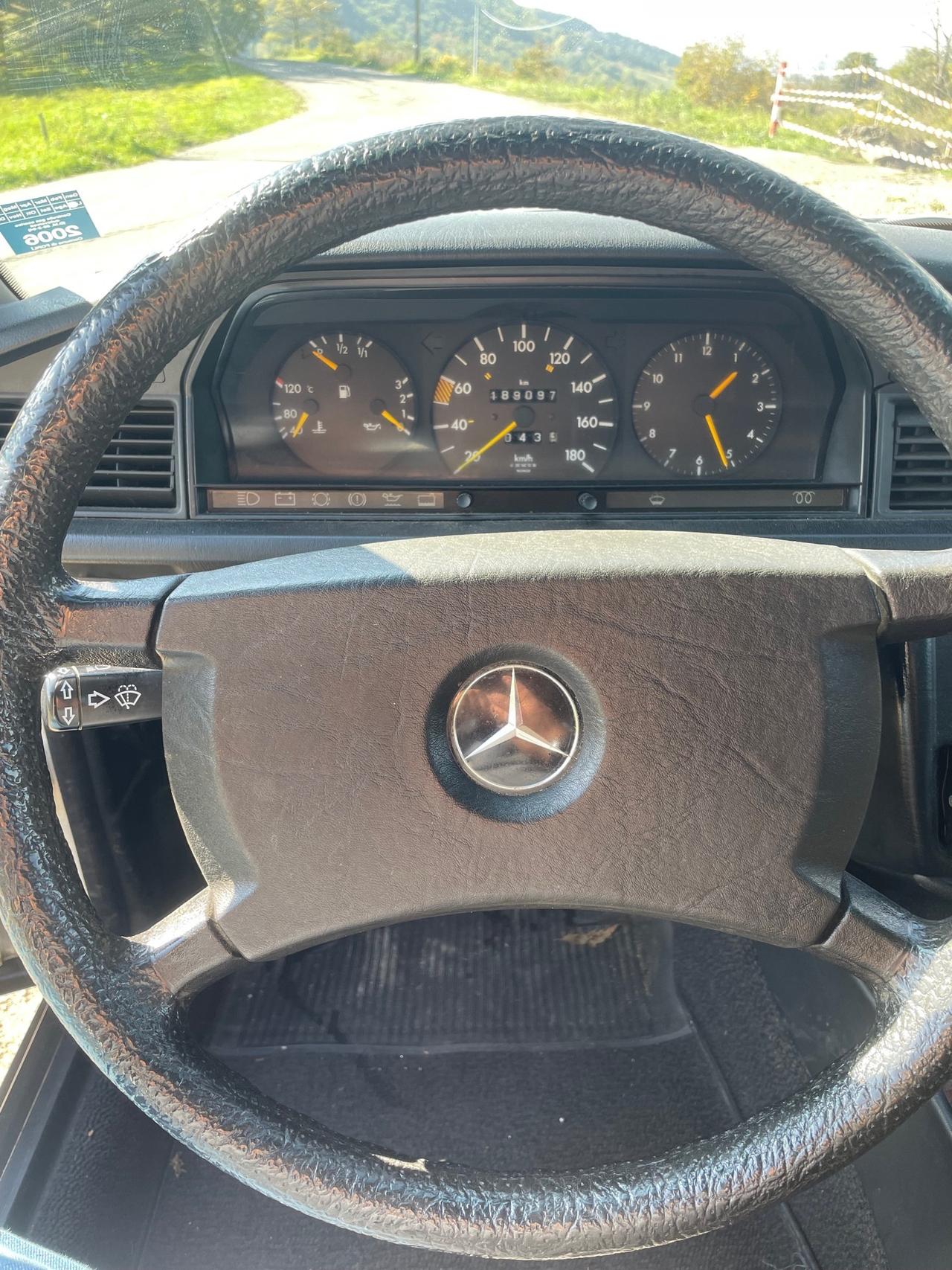 Mercedes-Benz 190 2.0 diesel **UNICOPROPRIETARIO**