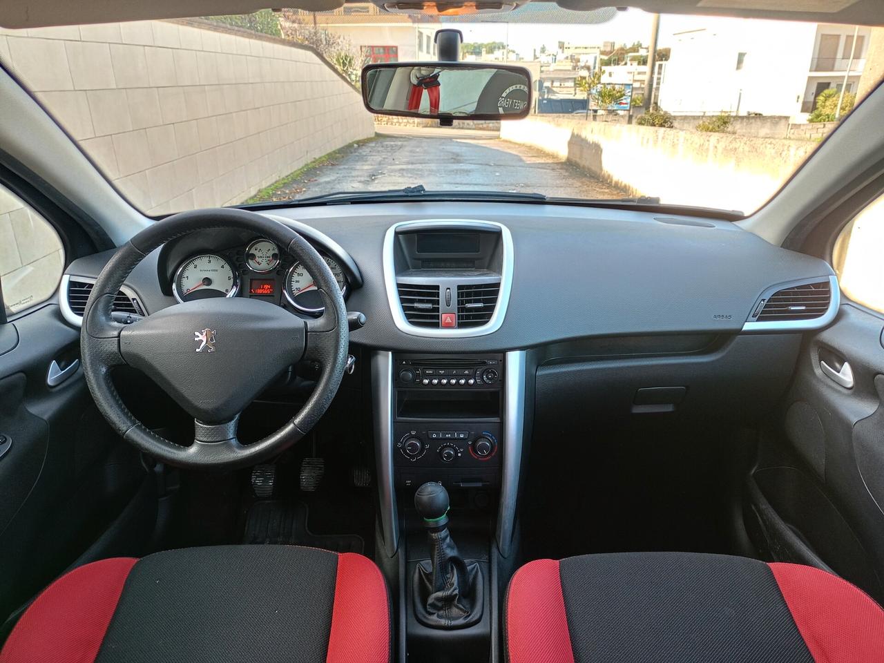 PEUGEOT 207 1600 DIESEL 130000KM UNICO PROPRIETARIO