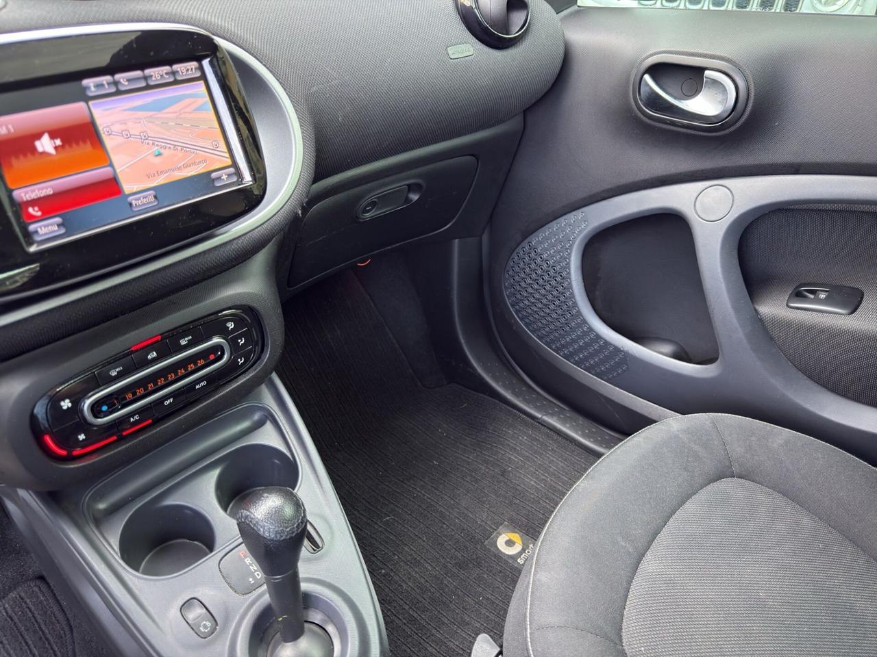 Smart ForTwo 0.9 twinamic 90cv Passion automatica Tetto 2018