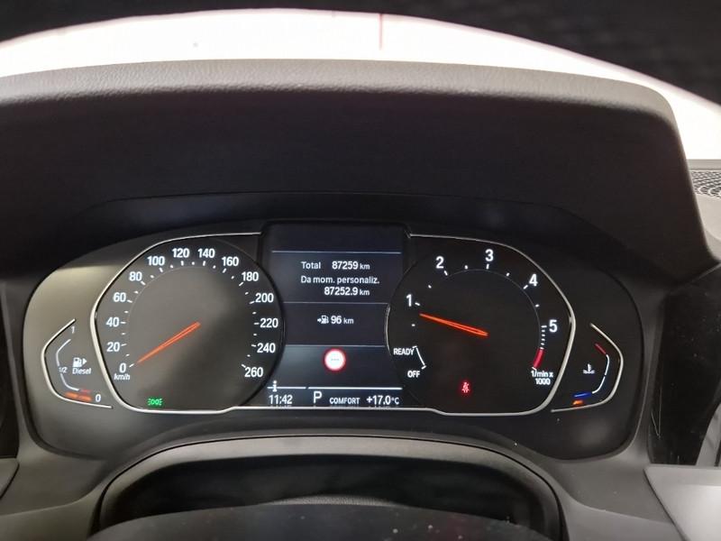 BMW 318 48V Business Advantage Touring auto