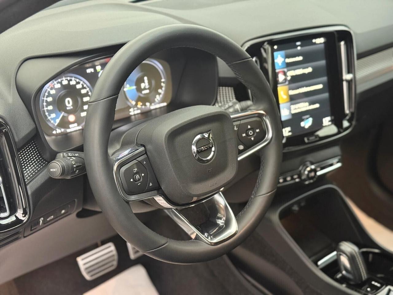 Volvo XC40 Recharge Plug-in Hybrid R-Design 211CV