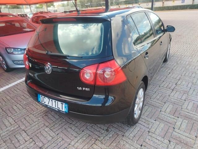 Volkswagen Golf 1.6 16V FSI 5p. Sportline