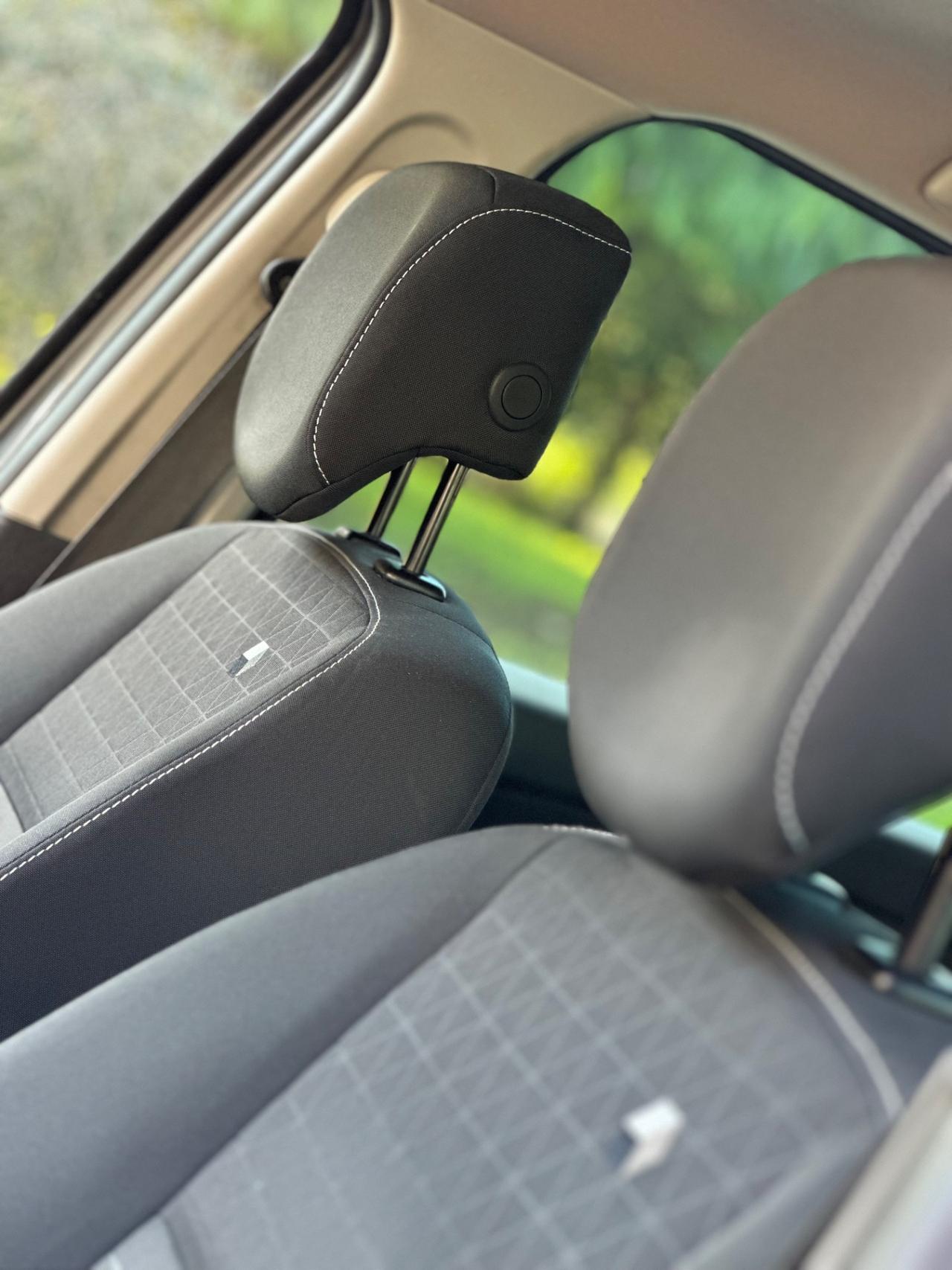 Renault SCENIC 1.5 dCi 110CV 2015 - TOM TOM