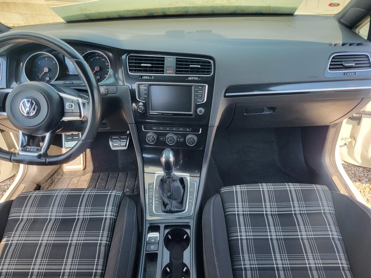 Volkswagen Golf GTD 2.0 TDI DSG 5p. BlueMotion Technology