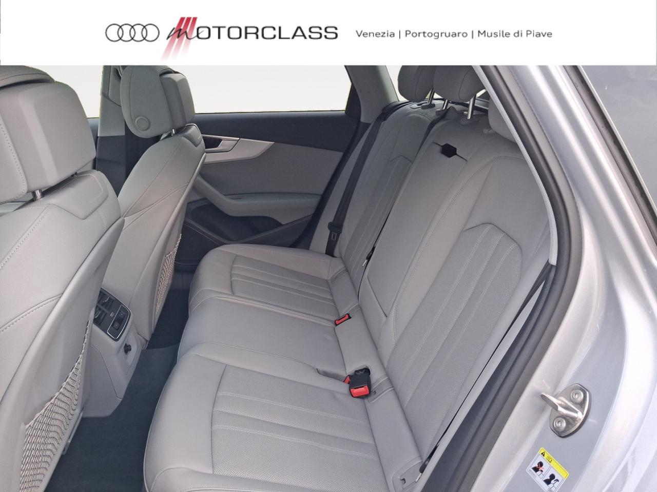 Audi A4 allroad allroad 40 2.0 tdi mhev 204cv identity contrast quattro s tronic