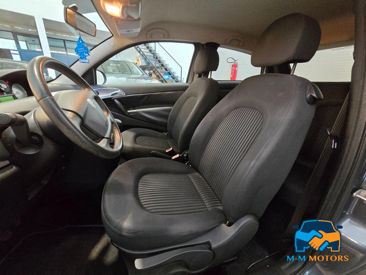 Lancia Ypsilon 3 Porte Ypsilon 1.4 8v Argento ecochic Gpl