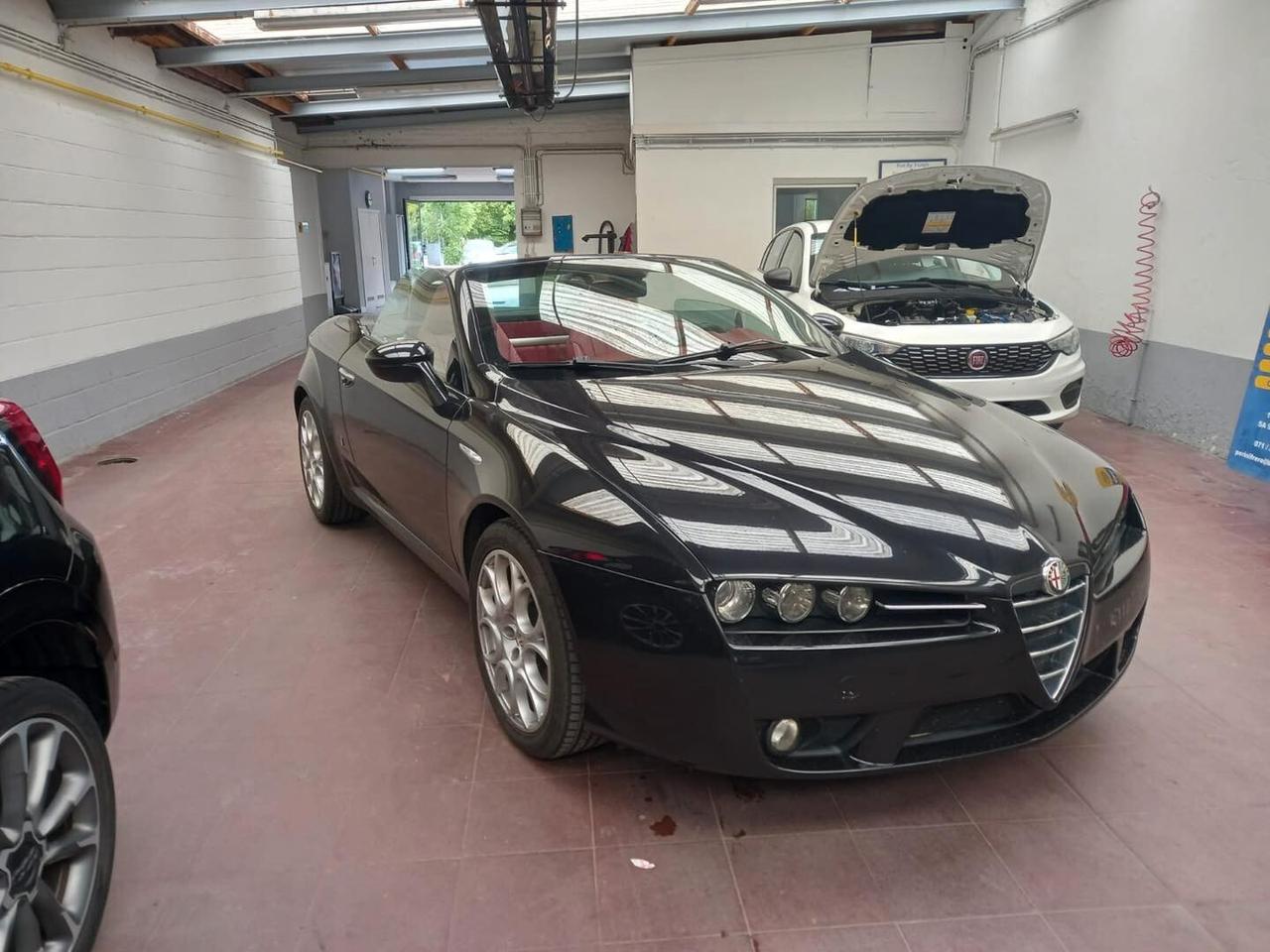 Alfa Romeo Spider 2.2 JTS Exclusive