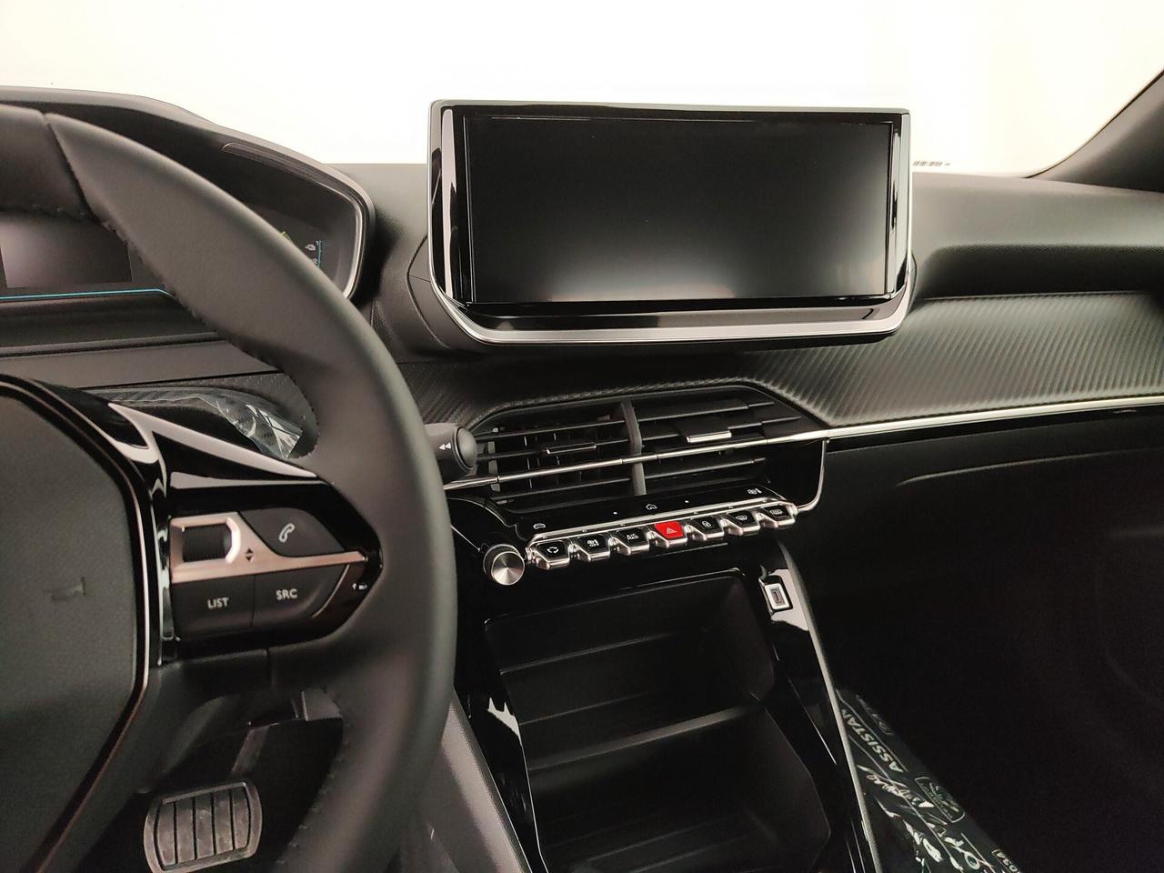Peugeot 2008 motore elettrico 136 CV Active