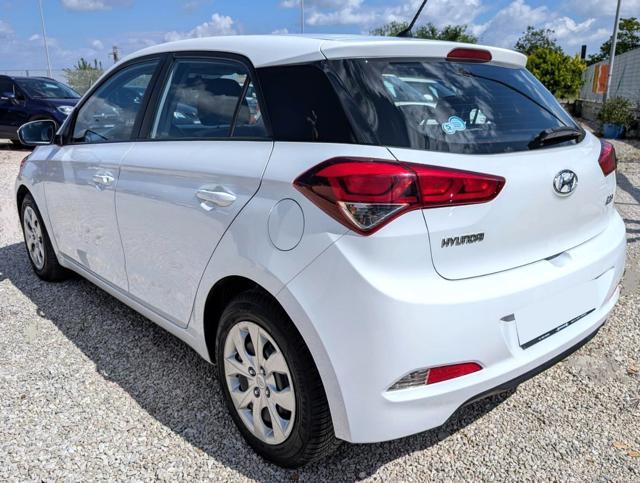HYUNDAI i20 1.2 84 CV 5 porte Classic