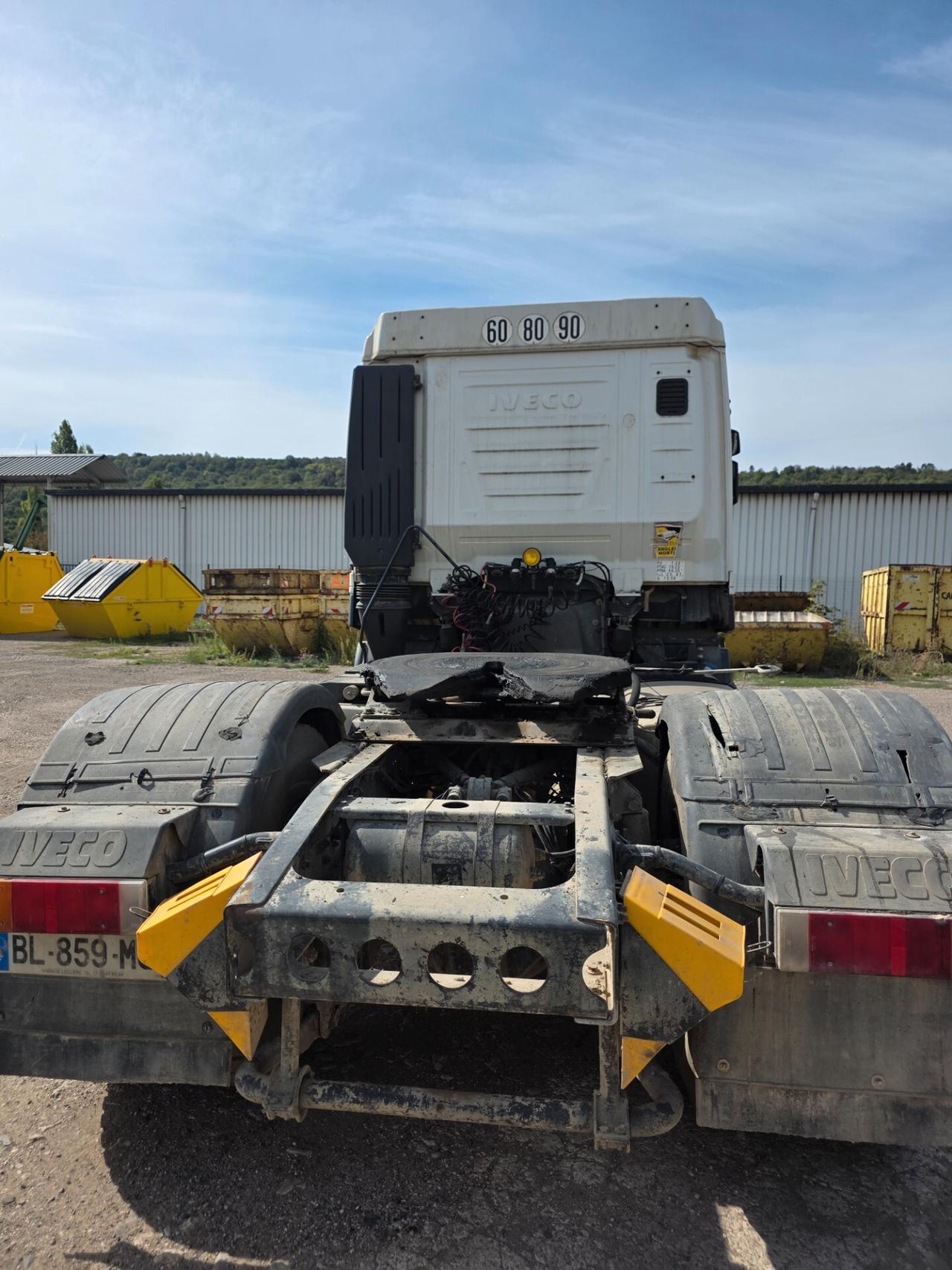 IVECO Stralis AS440S50T/P – 500 CV – Cambio manuale – solo circa 375.000 km