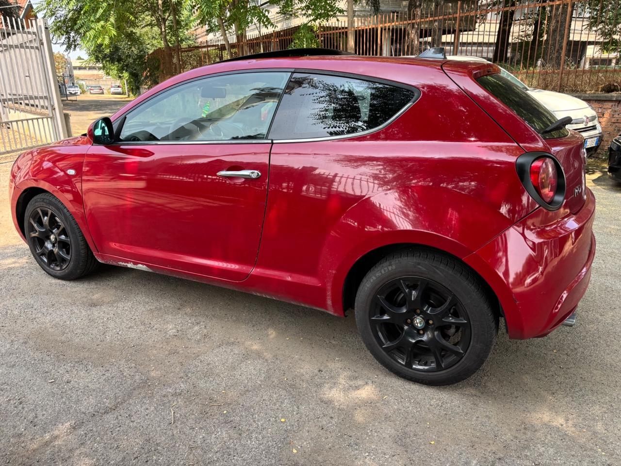 Alfa Romeo MiTo 1.6 JTDm 16V Distinctive Sport Pack