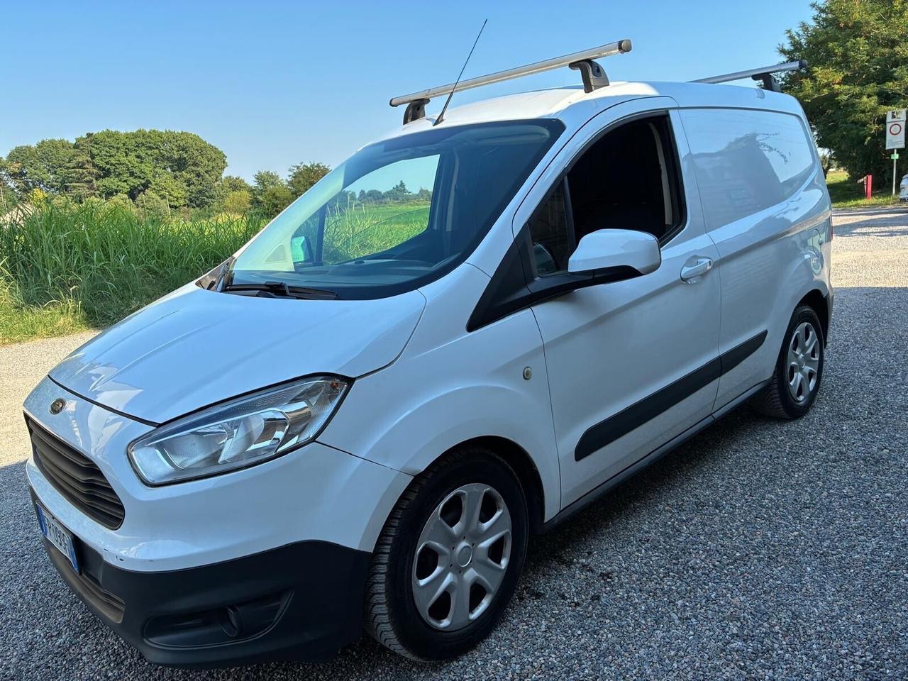 Ford Transit Courier 1.5 TDCi 75CV Van Trend