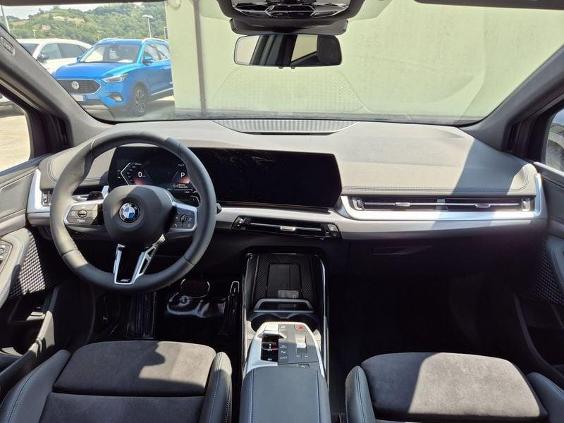 BMW Serie 2 Active Tourer 220i Active Tourer mhev 48V Msport auto