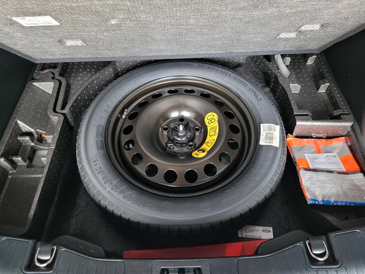 Ford Kuga 2.0 D ST-LINE AUT. CARPLAY FULL-LED NAVIGATORE