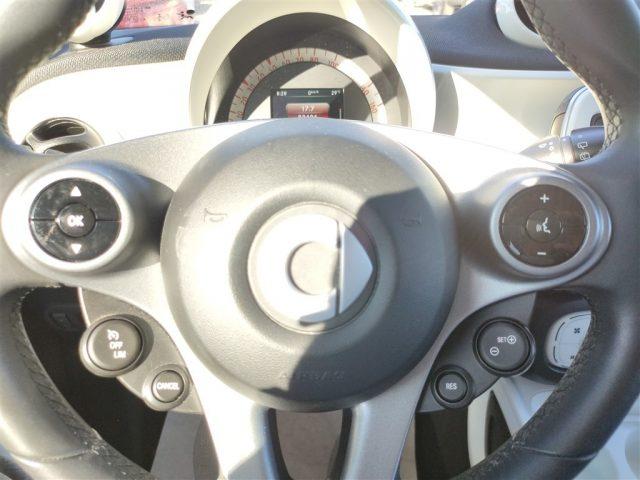 SMART ForFour 70 1.0 Auto. Passion TELECAM.,NAVI,Androidauto ..