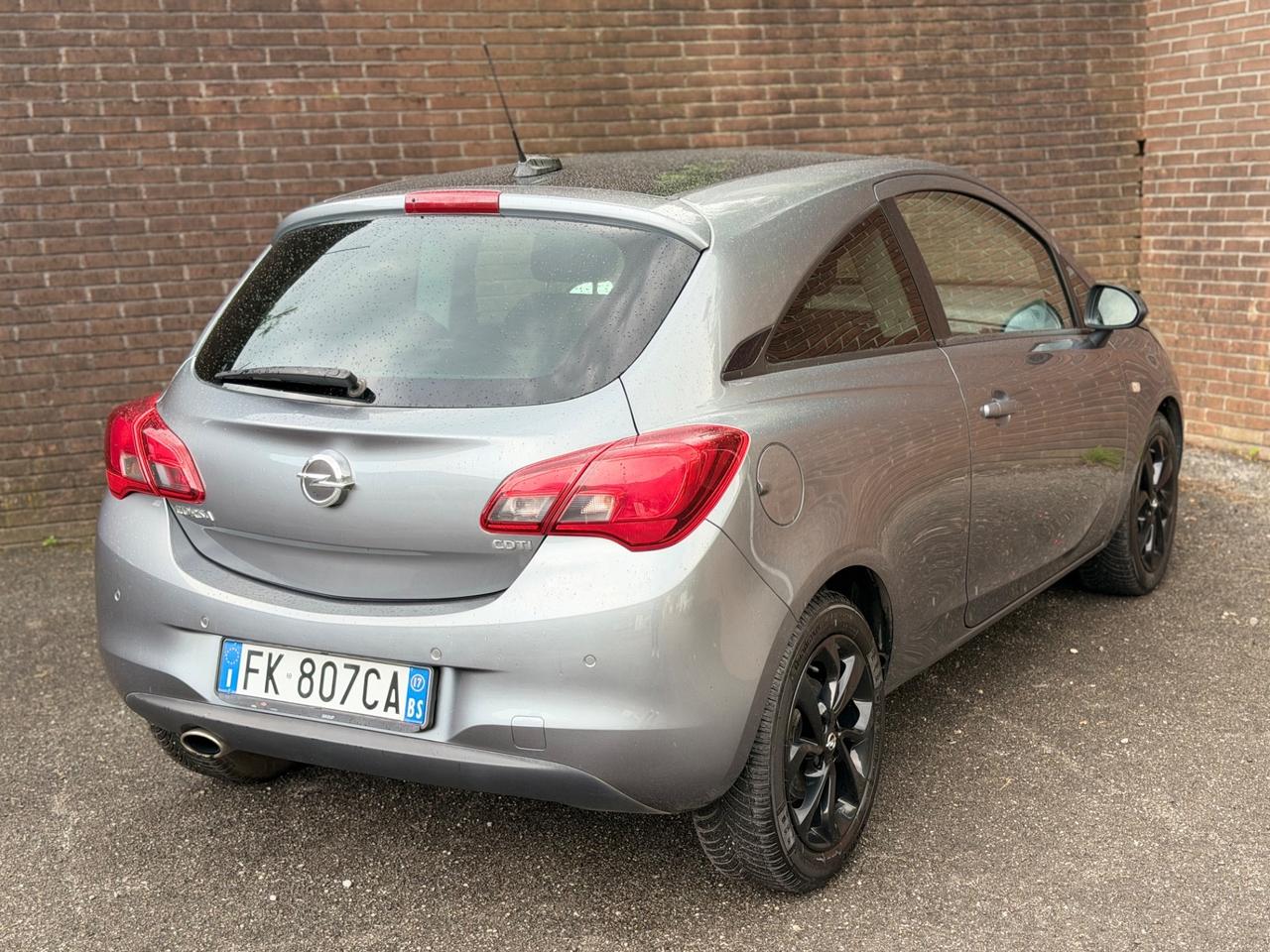 Opel Corsa 1.3 CDTI Coupé b-Color