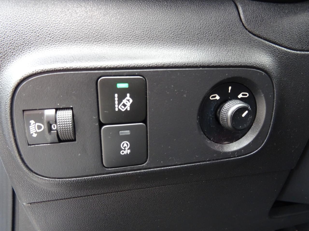 Citroen C3 PureTech 83cv Feel OK NEOPATENTATI