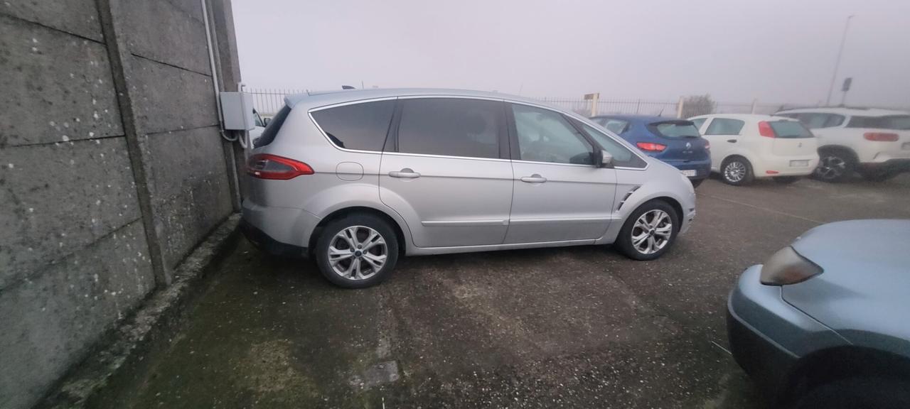 Ford S-Max 2.0 TDCi 163CV Powershift 7 posti Business Nav