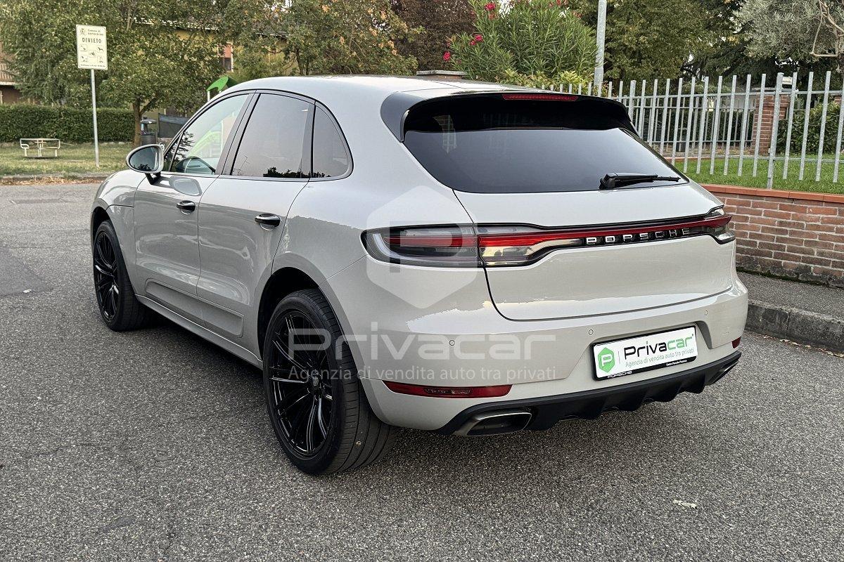PORSCHE Macan 2.0
