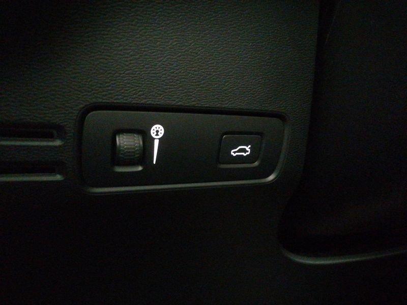 Volvo XC40 1.5 t3 Momentum 163cv my20