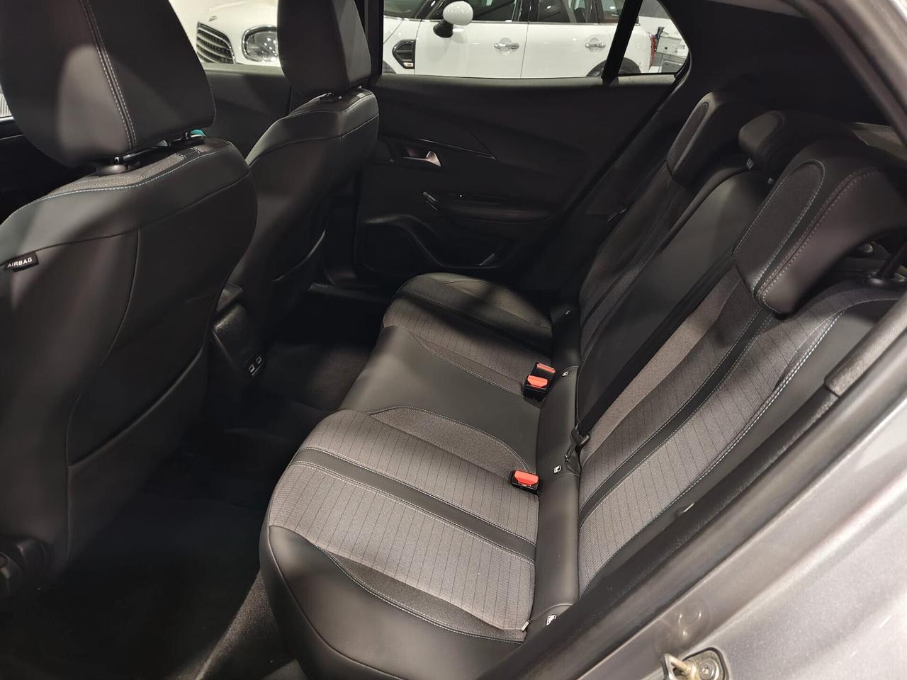Peugeot 2008 BlueHDi Allure Pack