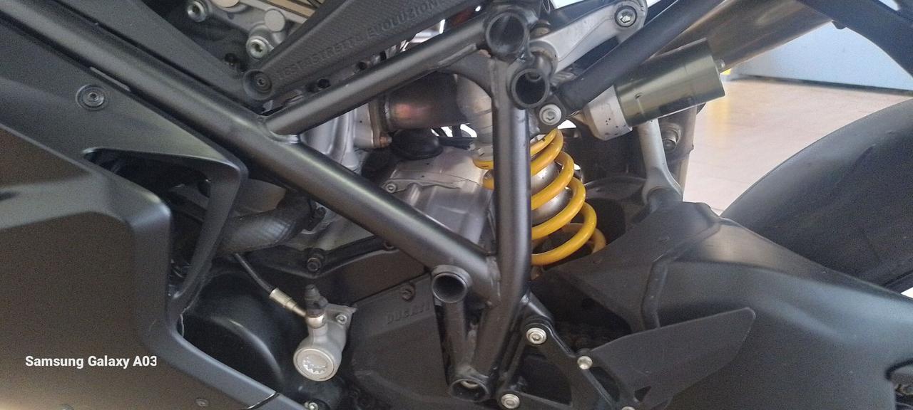 Ducati 848 EVO