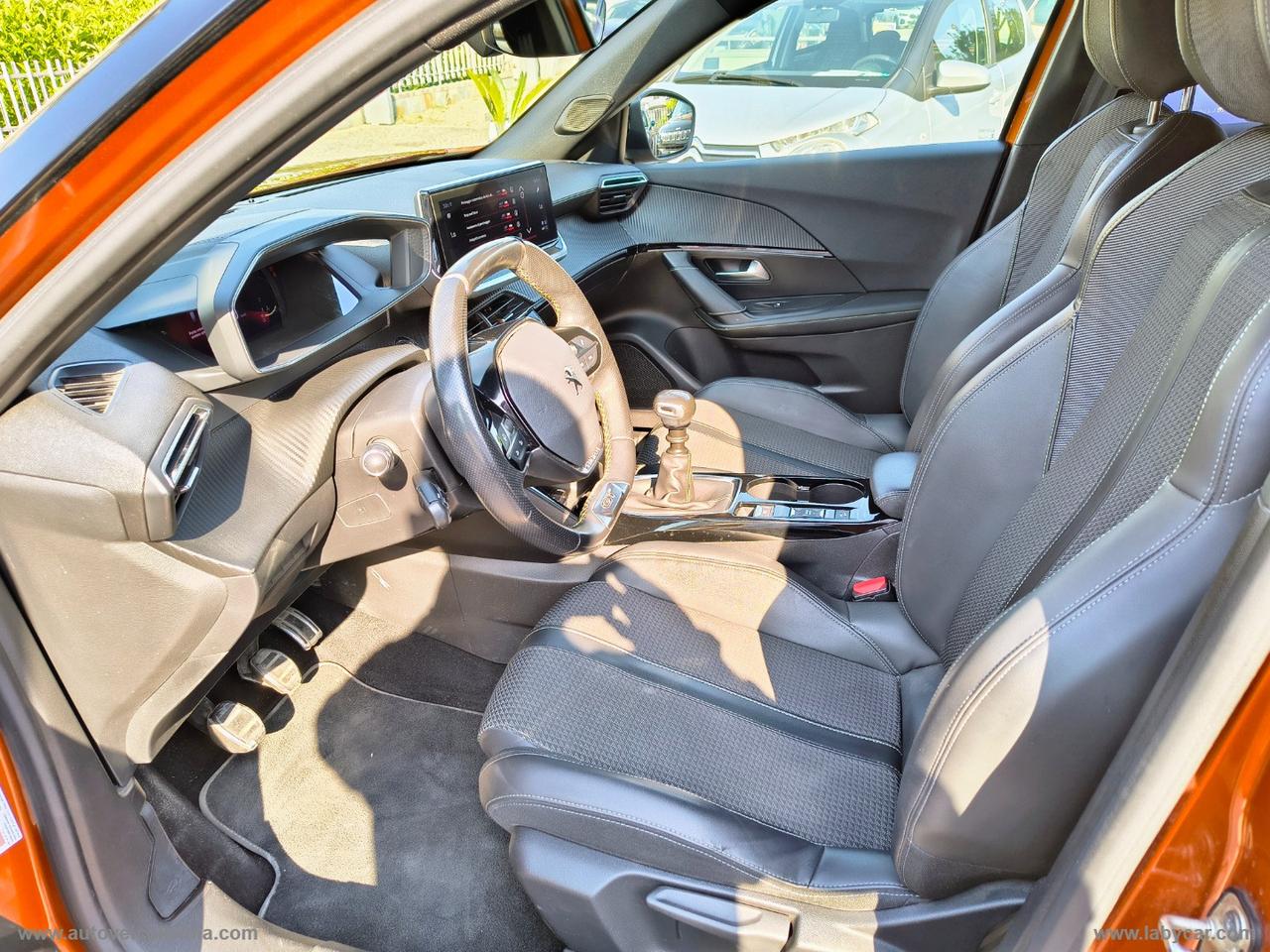 PEUGEOT 2008 BlueHDi 110 S&S GT