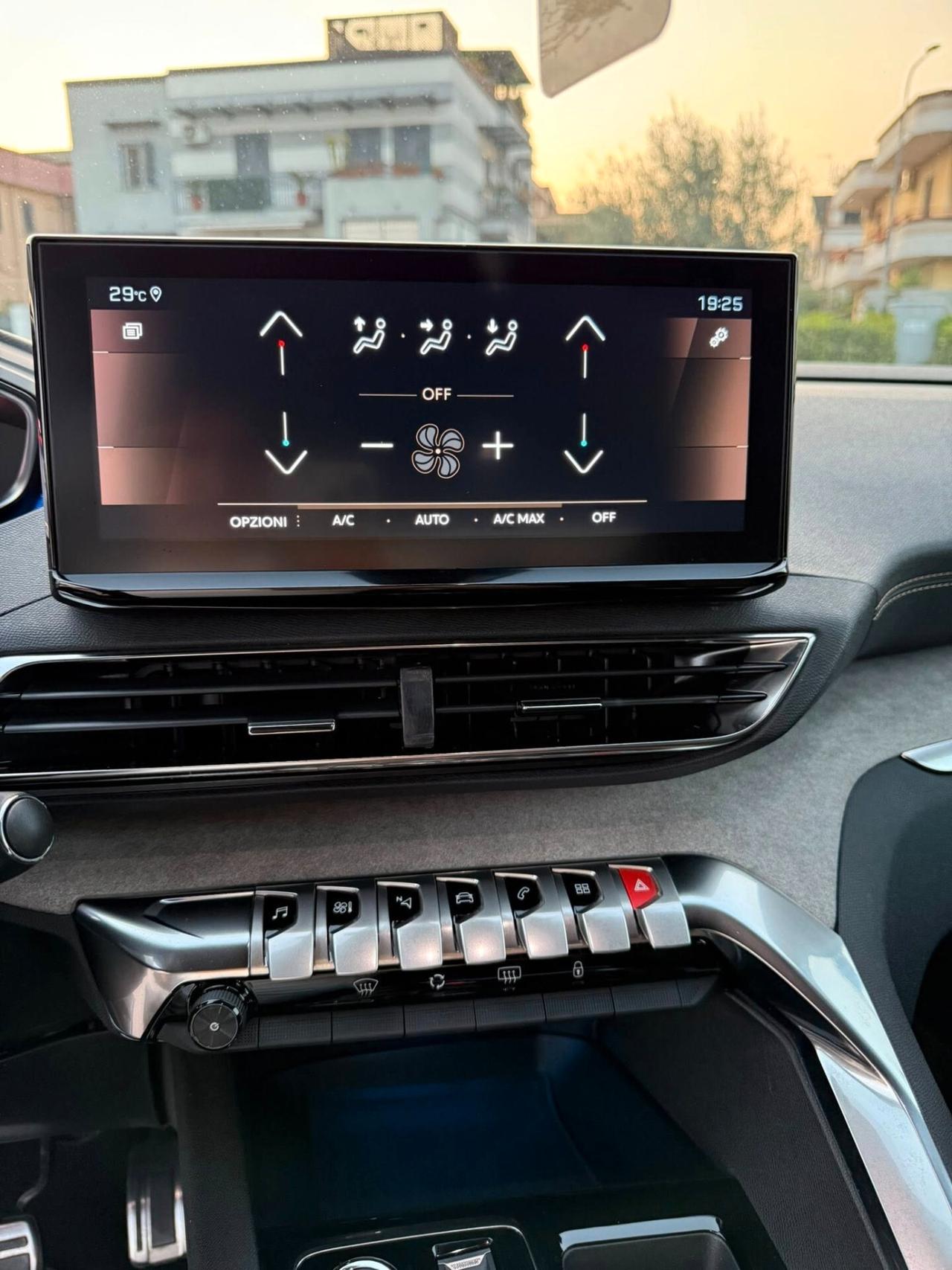 Peugeot 3008 BlueHDi 130 S&S EAT8 GT