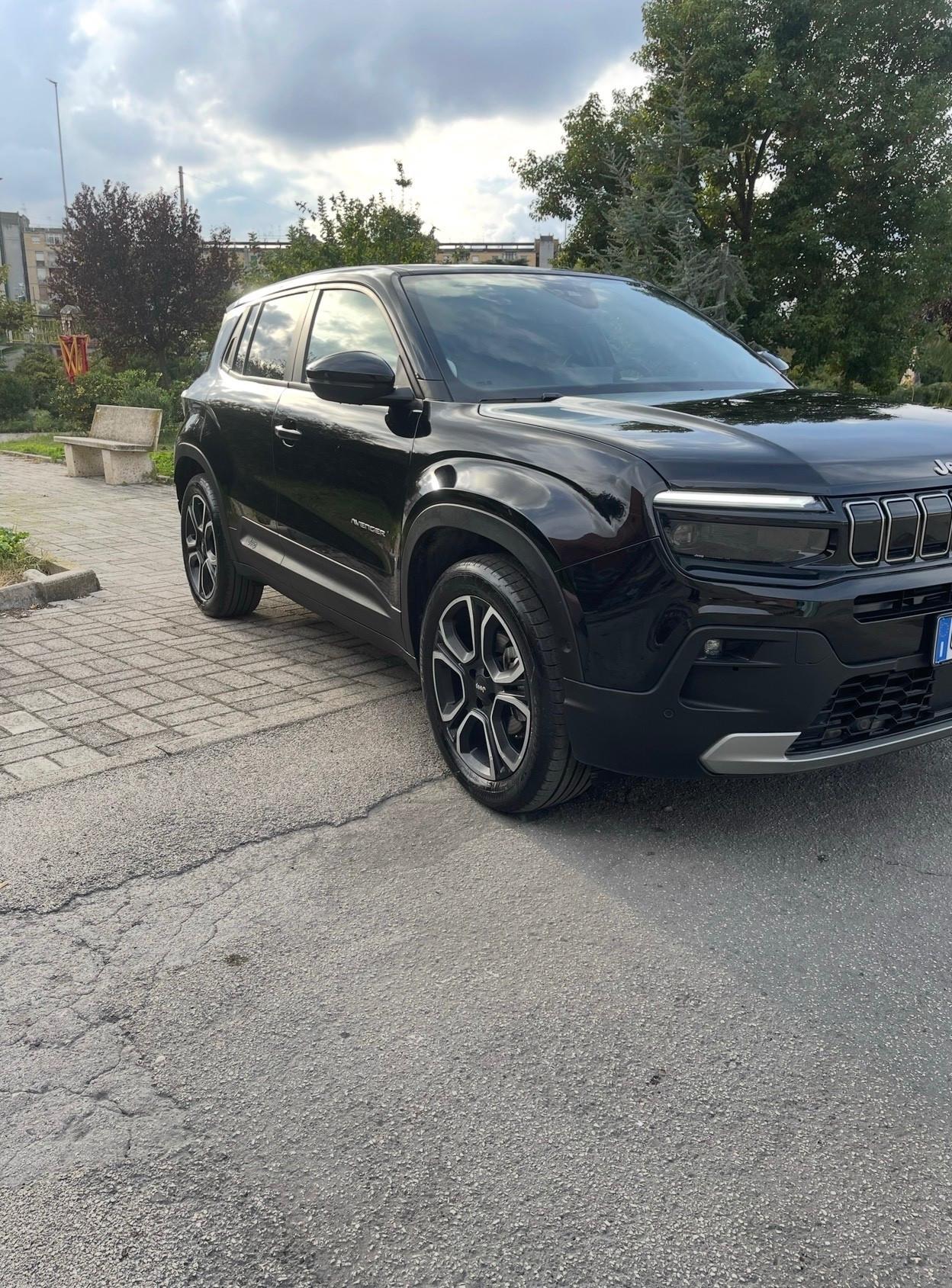 Jeep Avenger 1.2 Turbo 100 CV Summit