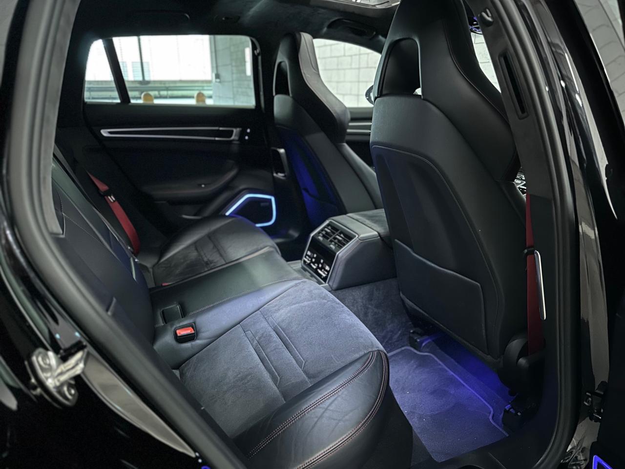 Porsche Panamera 4.0 GTS Sport Turismo